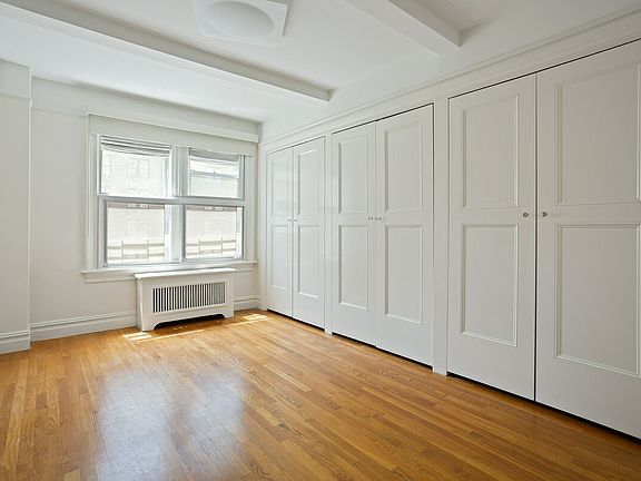 5th image of 235 W 75th St APT 6A