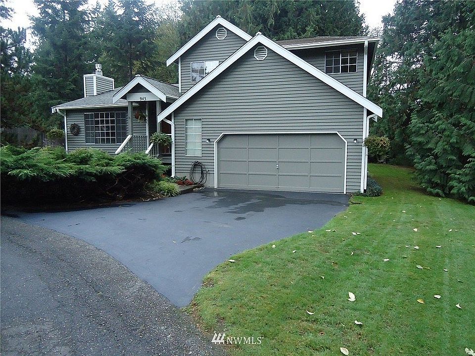 1st image of 943 NE Marlene Ct