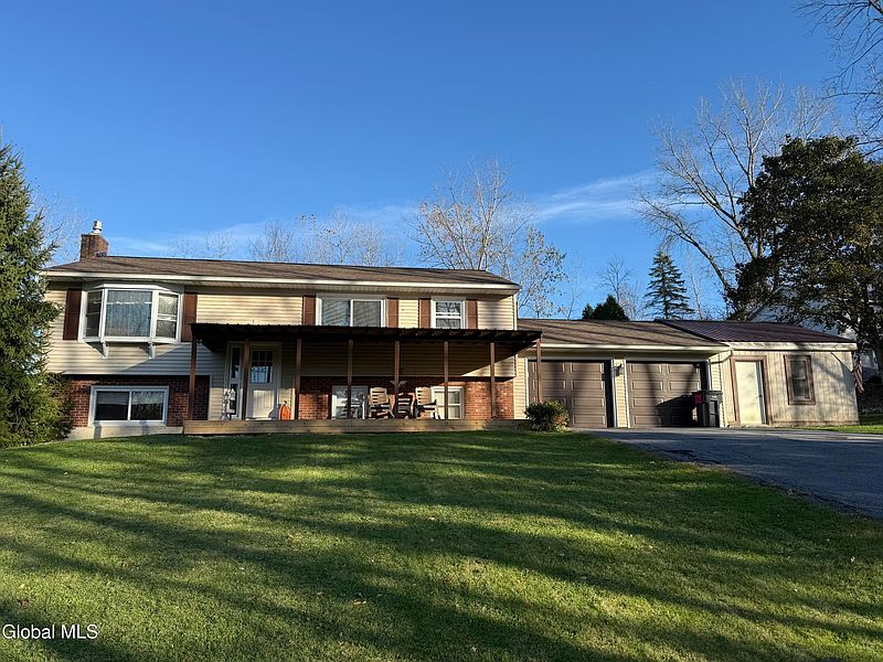 2nd image of 107 Gregory Lane