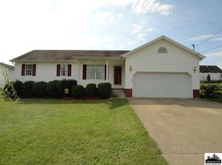10 Cardinal Dr, Milton, WV 25541