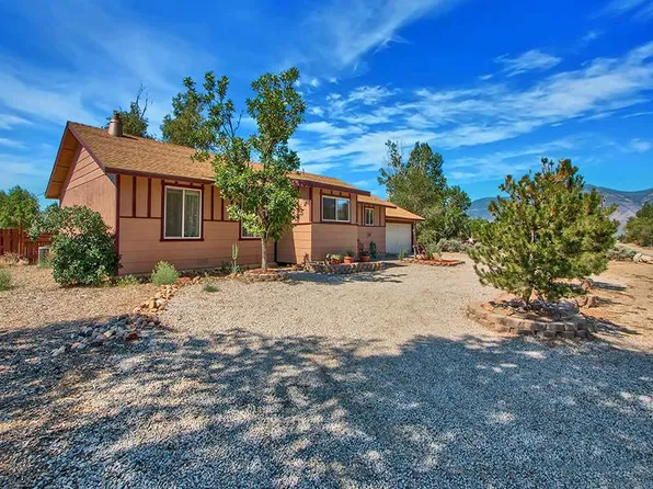 1368 Kim Pl, Minden, NV 89423