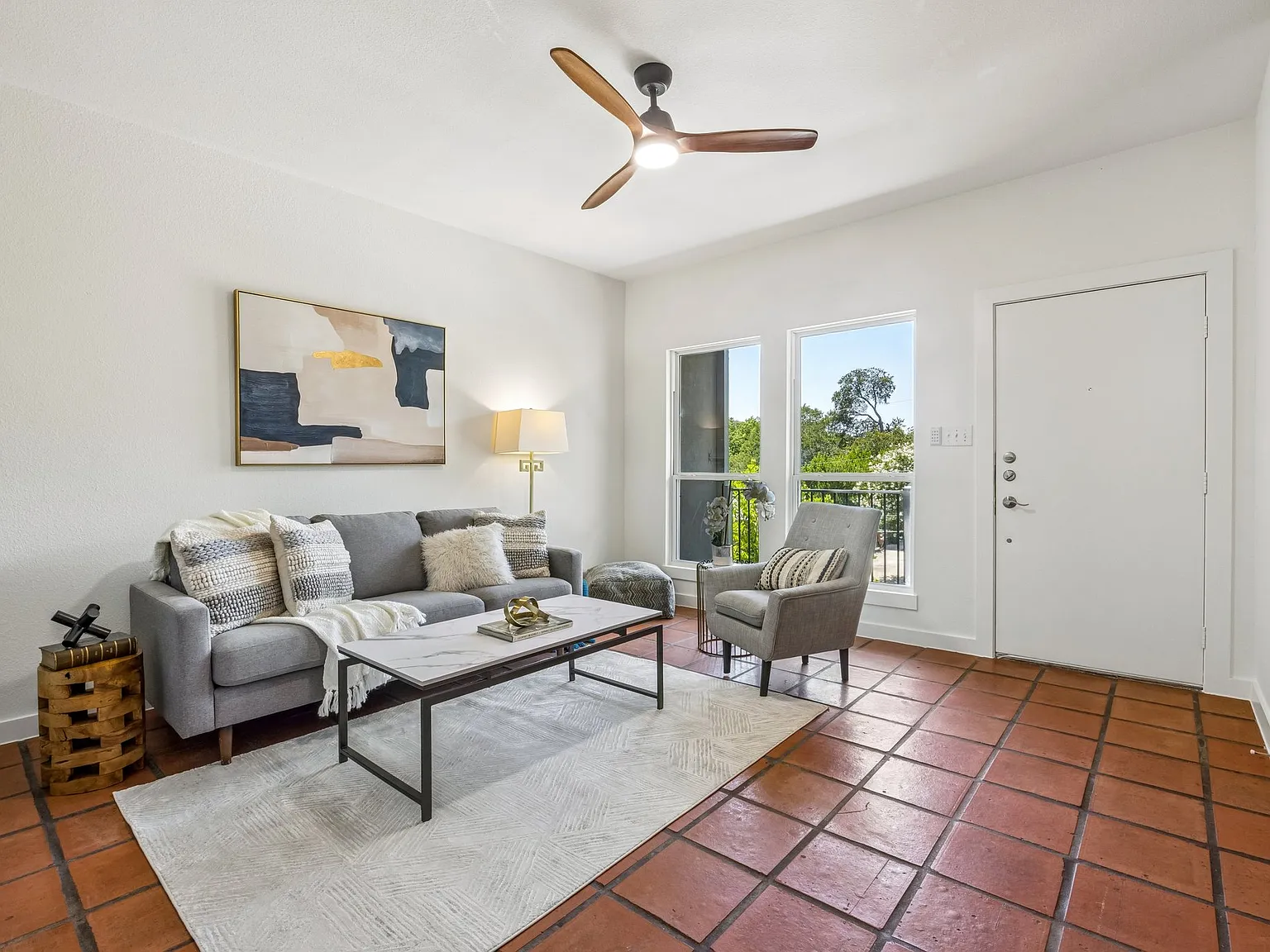 1 bed, 701 sqft, $1,550 — Photo 4