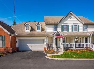 6544 Upper Lake Cir, Westerville, OH 43082