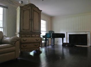 610 Old Farm Rd, Columbus, OH 43213