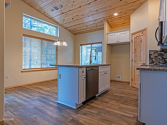 3rd image of 3580 W Black Oak Loop