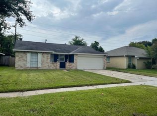12327 Northcliffe Manor Dr, Houston, TX 77066