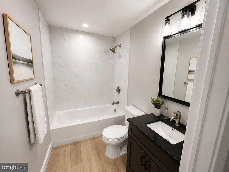 4601 Strauss Ave #4 — Photo 2