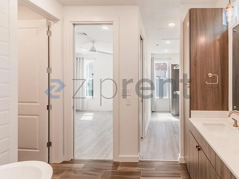 2624 Metcalfe Rd #17 — Photo 11