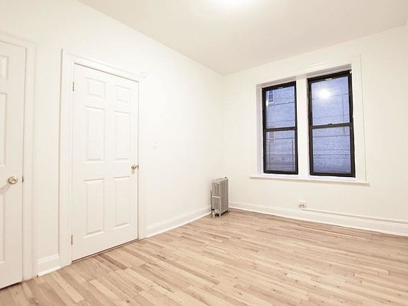 5th image of 100 Cooper St APT 1G