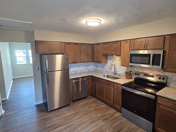 3rd image of 8110 Ransom Rd