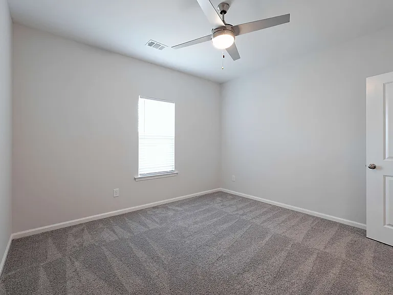 Meadows of Graham Apartments — Photo 16