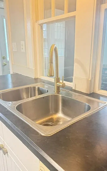 360 Forbes St #360 — Photo 5