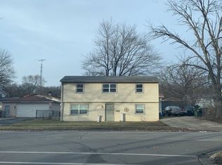 376 Tee Ln, Carpentersville, IL 60110