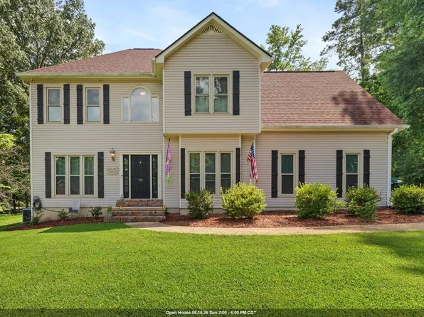 703 Oakhill Ave, Sheffield, AL 35660