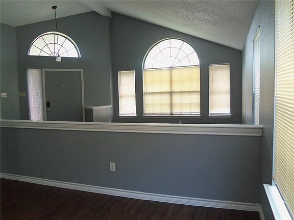4th image of 1509 Oxford Pl