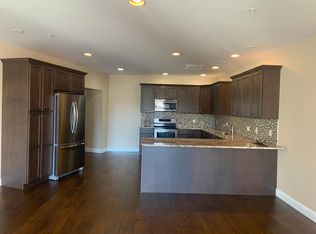 25 Broad St, Bangor, ME 04401