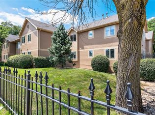 4320 Belleview Ave APT 105, Kansas City, MO 64111