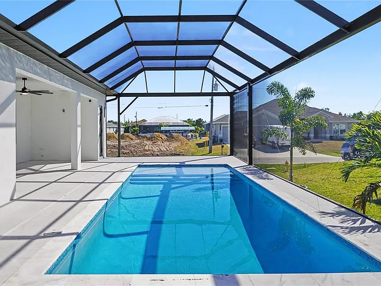 14687 Lillian Cir — Photo 36