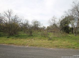 1475 Kayroe Rd, Adkins, TX 78101