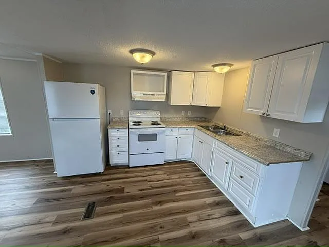 Arcadia Estates — Photo 12