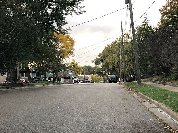 5th image of 116 Central Ave E