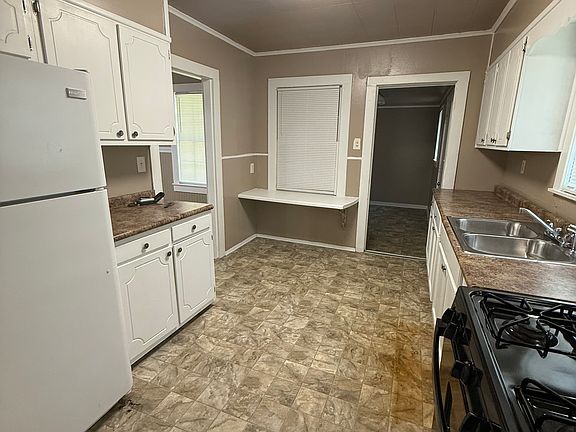 5th image of 615 Mohawk St