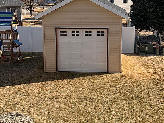 4th image of 4407 Chamberlain Dr