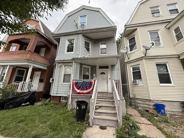 76 Eaton Pl #2 — Photo 7