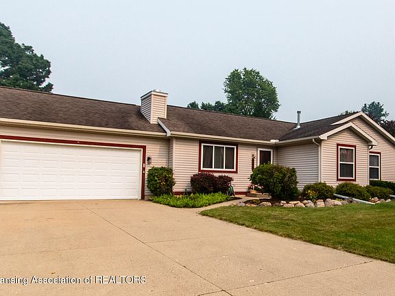 4th image of 340 Shelby Ln