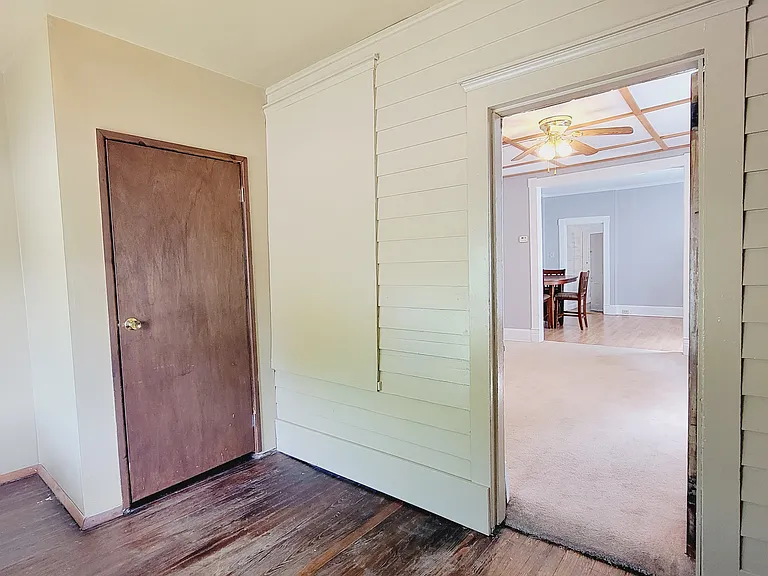 1505 Moore St — Photo 17