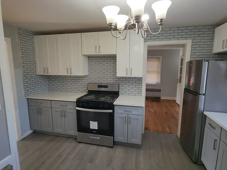 722 Dewitt St — Photo 8