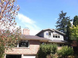 2626 NE 86th St, Seattle, WA 98115