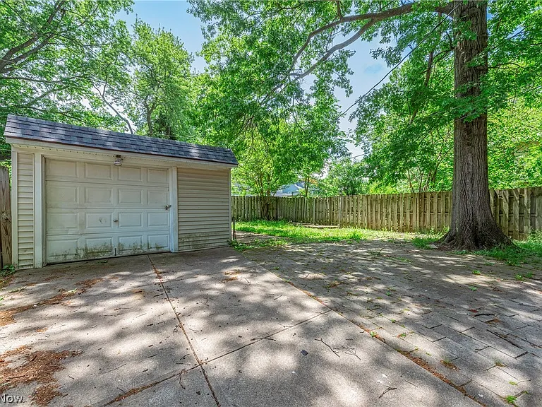 3802 Princeton Blvd — Photo 35