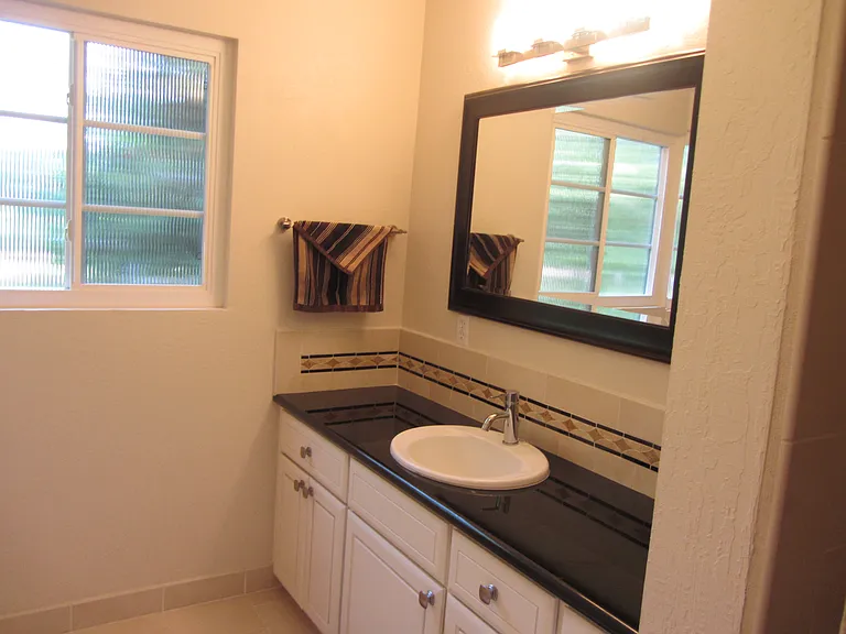 1220 W Mendocino Ave #1 — Photo 7