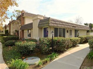 5271 Charing Cross Rd, Westminster, CA 92683