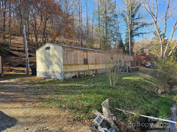 1126 Rector Corner Rd, Marshall, NC 28753
