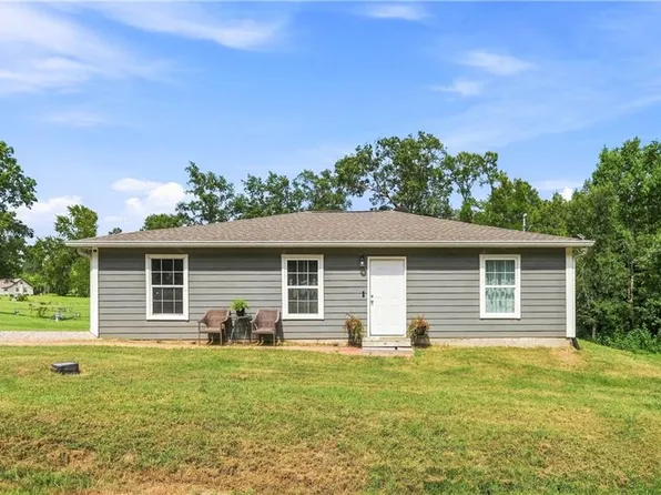 212C Claudes Rd, Colfax, LA 71417