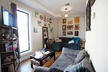 Rented by Rennit Inc.