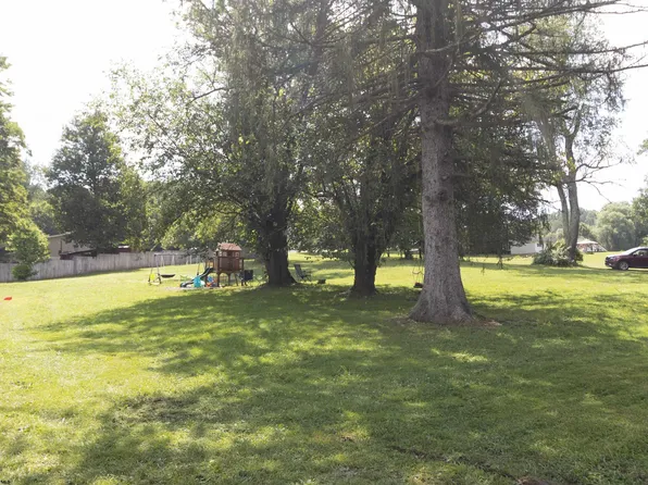 Sanford Rd, Fairmont, WV 26554