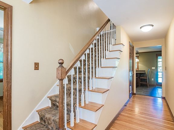 3rd image of 68 Highland Ave