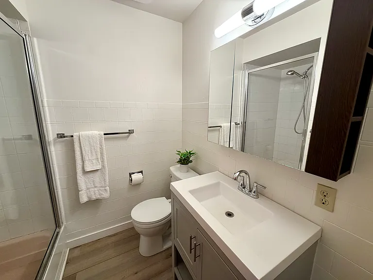 116 Ward St #6 — Photo 4