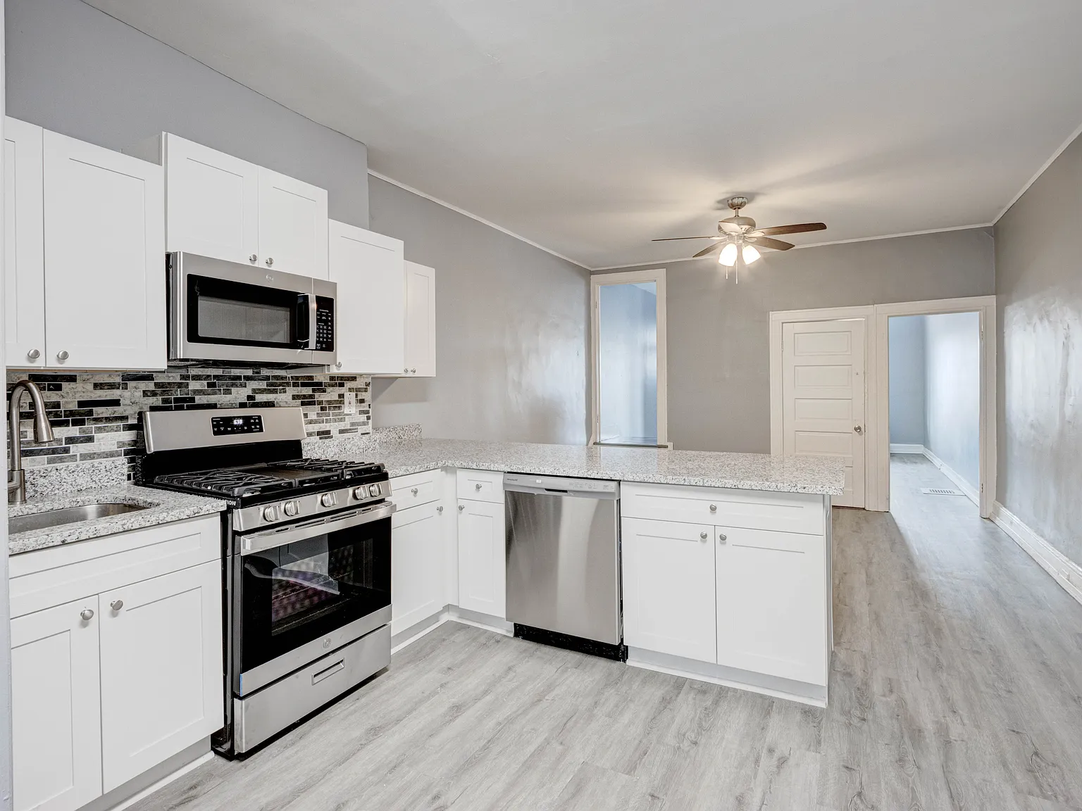 3438 Belair Rd — Photo 1