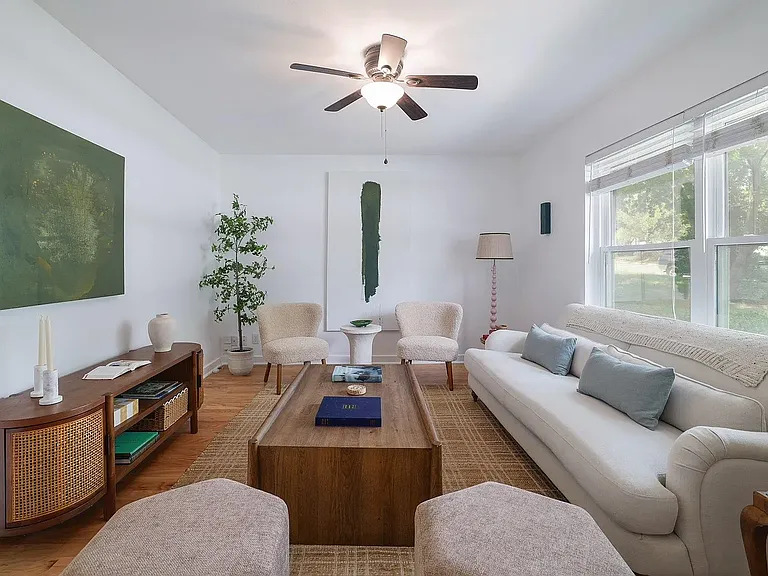 3303 S Oak Dr — Photo 5