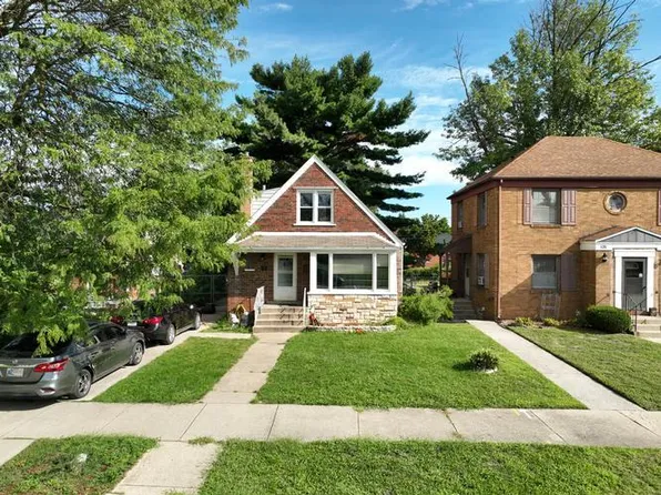132 Detroit St, Calumet City, IL 60409