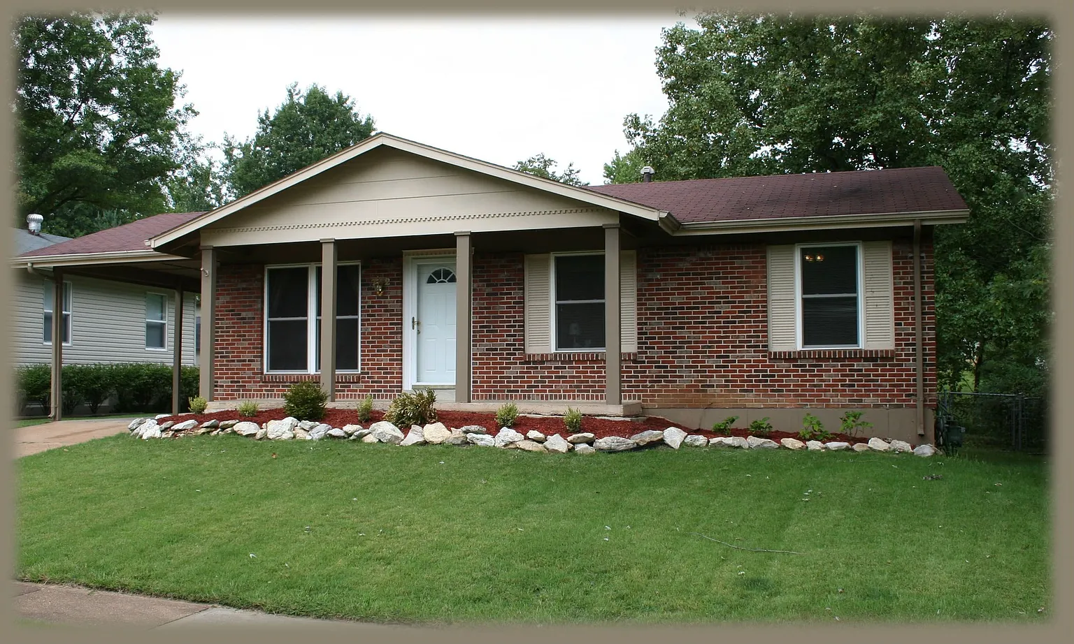 732 Stonesign Dr photo 1