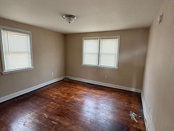 4th image of 1 6th St #10459704