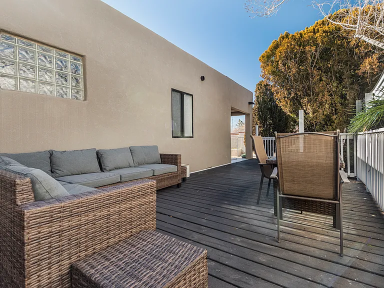 204 Richmond Dr SE #A — Photo 17