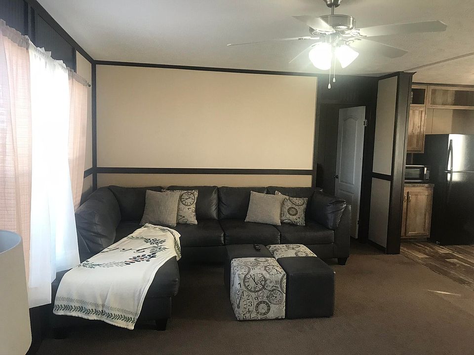 1st image of 102 Bear Ln