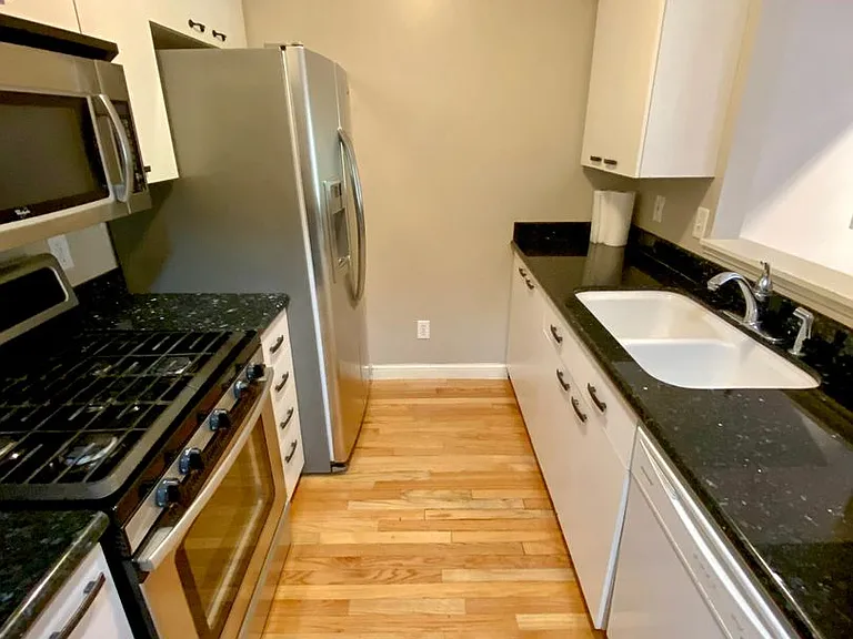 5602 Wigmore Dr — Photo 9