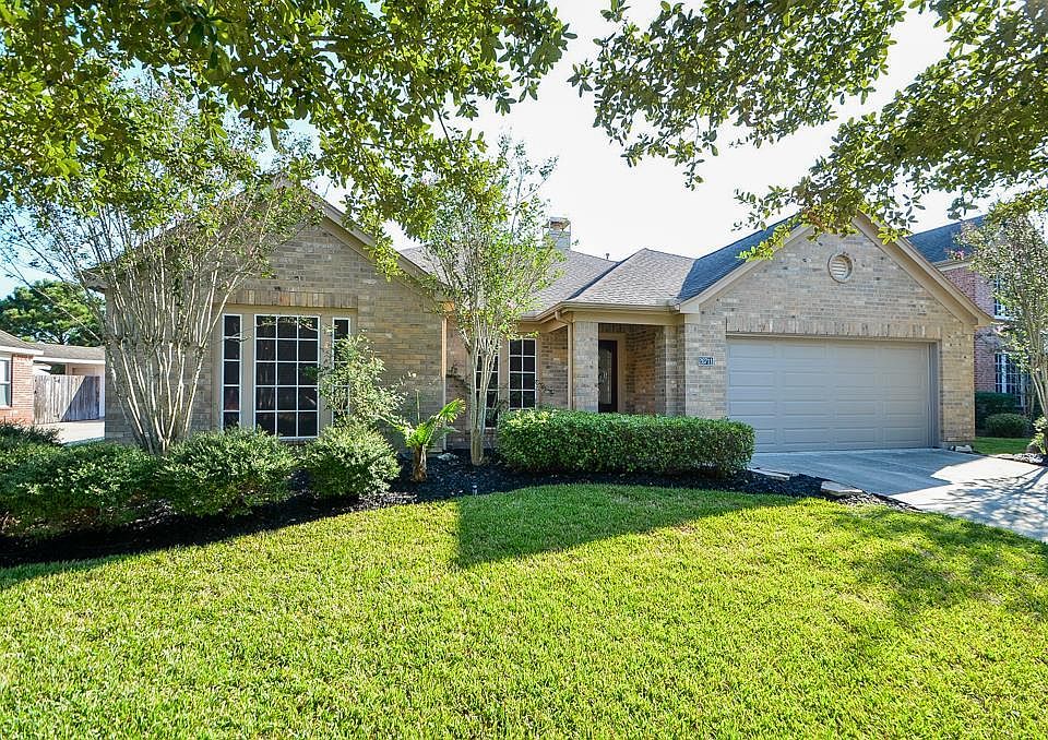 1st image of 26711 Abbey Springs Ln